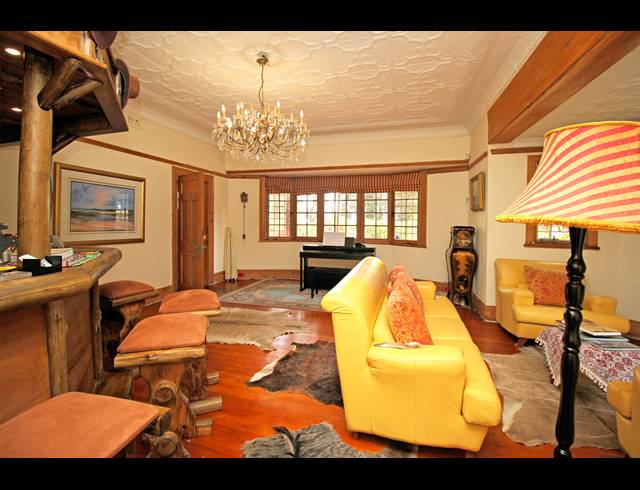 4 BEDROOM HOUSE FOR SALE IN HOUGHTON ESTATE